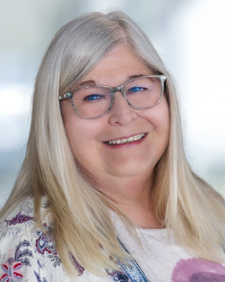 Deb Bennett